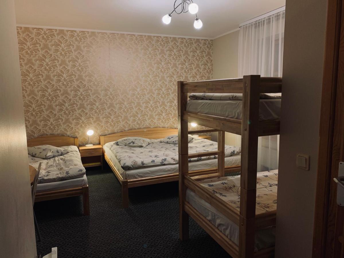 Hotel Katrina Cesis Bagian luar foto