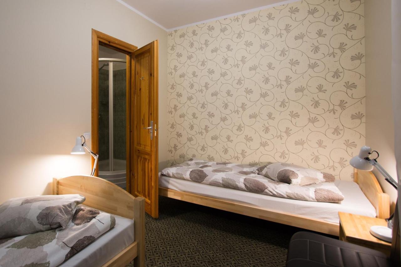 Hotel Katrina Cesis Bagian luar foto